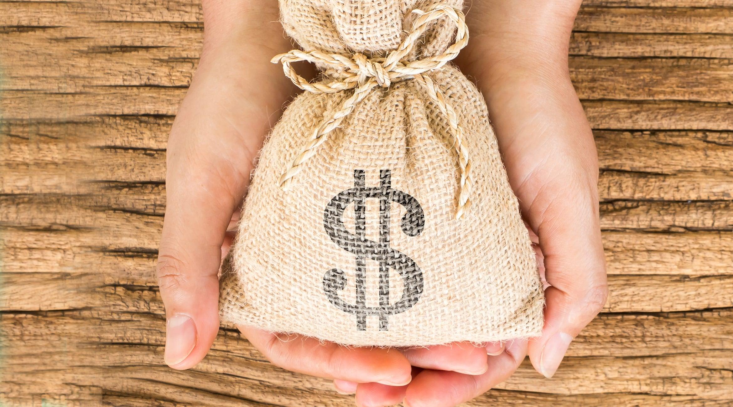 How Much Does Tennis Elbow Treatment Cost? - Fiix Body